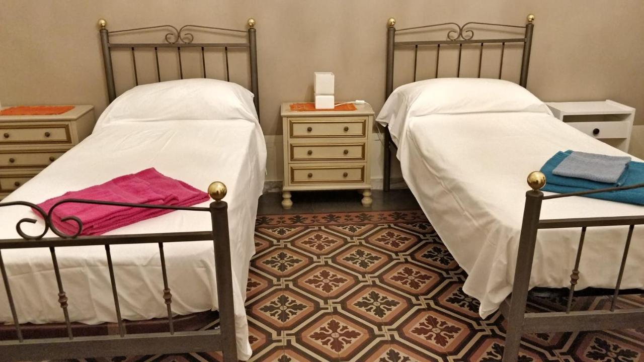 Adriano'S House Catania Cathedral First Floor公寓 外观 照片